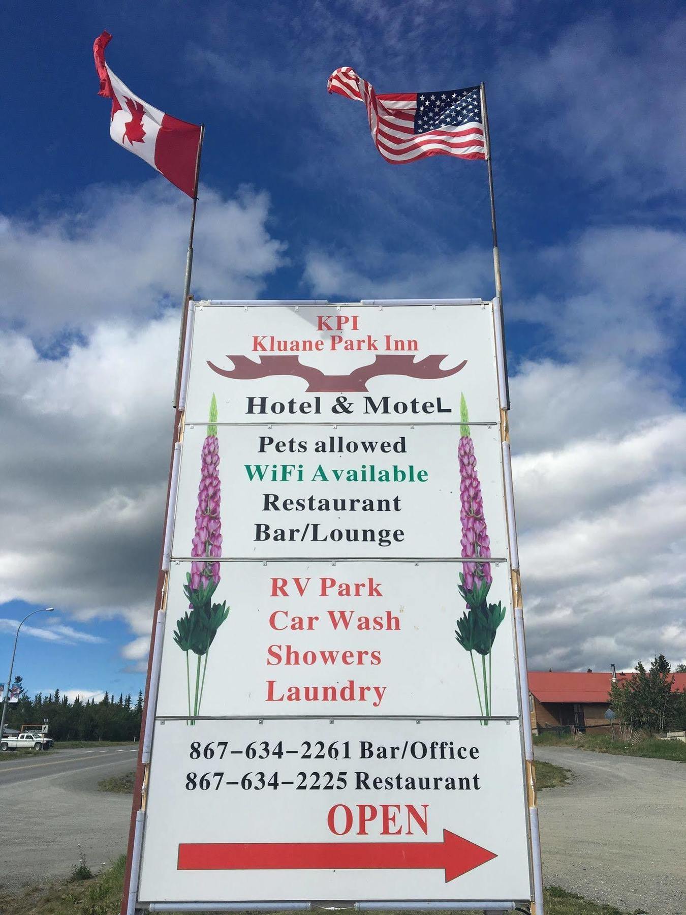 Kluane Park Inn Haines Junction Esterno foto